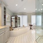 5 Types Of Showers & How To Choose For Your Bathroom